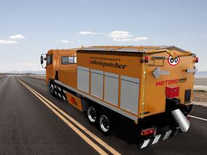  LMT5160TYHB Hot Mix Transporter Road Maintenance Equipment
 